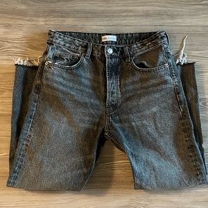 Zara High Waisted Mom Jeans Size 8